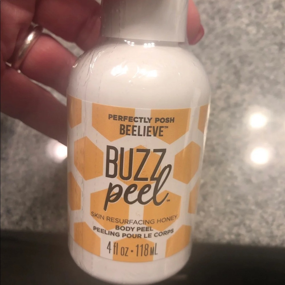 Perfectly Posh buzz peel